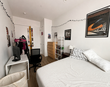 3206 Glenwood Road - Photo Thumbnail 2