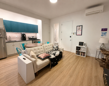 3206 Glenwood Road - Photo Thumbnail 6