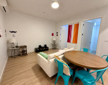 3206 Glenwood Road - Photo Thumbnail 5