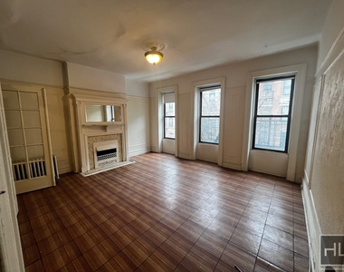 West 103rd Street - Photo Thumbnail 1