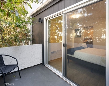 1447 N Kings Road - Photo Thumbnail 33