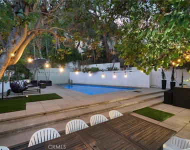 1447 N Kings Road - Photo Thumbnail 36