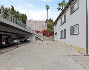 2027 Vista Del Mar - Photo Thumbnail 15