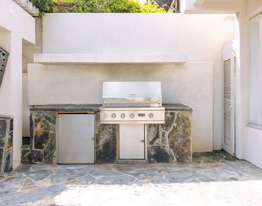 23614 Malibu Colony Road - Photo Thumbnail 33