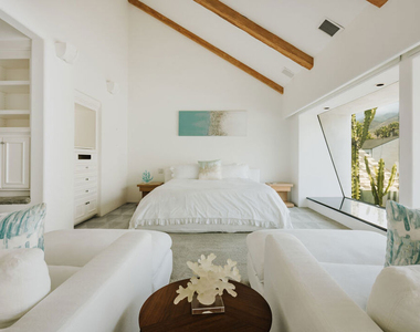 23614 Malibu Colony Road - Photo Thumbnail 19