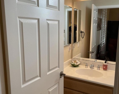 60880 Azul Court - Photo Thumbnail 25