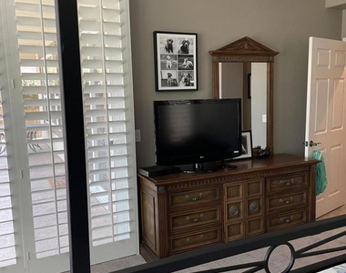 60880 Azul Court - Photo Thumbnail 14