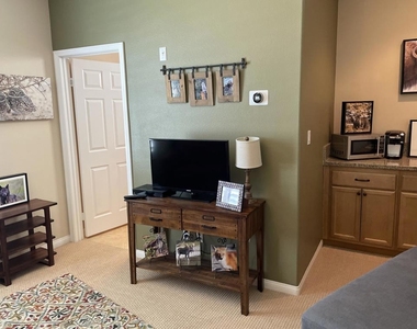 60880 Azul Court - Photo Thumbnail 24