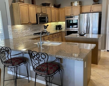 60880 Azul Court - Photo Thumbnail 8