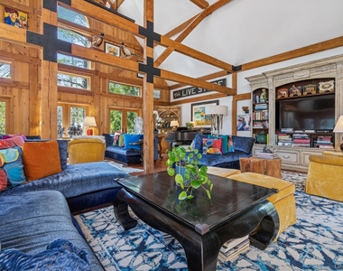 4 Marion Lane - Photo Thumbnail 11