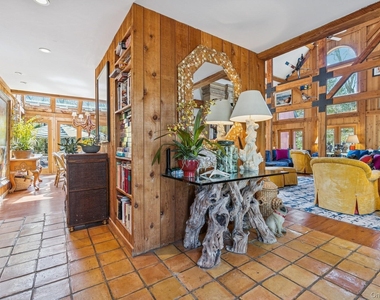 4 Marion Lane - Photo Thumbnail 1