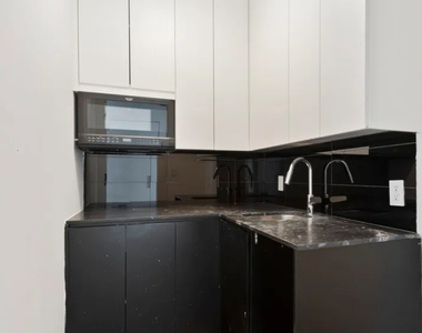 24 E 64th Street - Photo Thumbnail 10