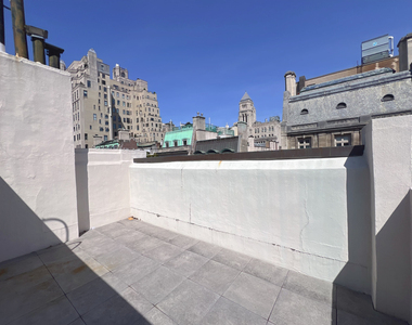 24 E 64th Street - Photo Thumbnail 5