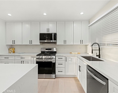 10941 Cardamine Place - Photo Thumbnail 39