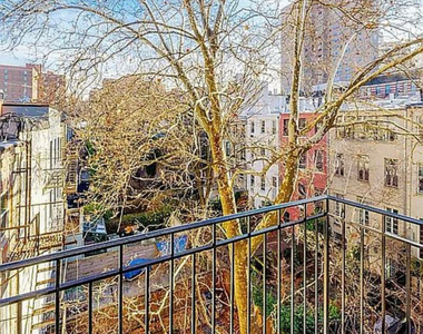 332 East 19th Street - Photo Thumbnail 4