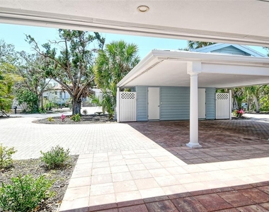 4852 Featherbed Lane - Photo Thumbnail 7