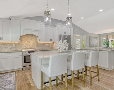 4852 Featherbed Lane - Photo Thumbnail 20