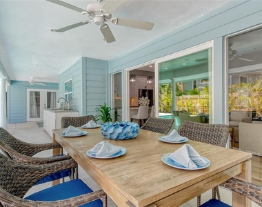 4852 Featherbed Lane - Photo Thumbnail 18