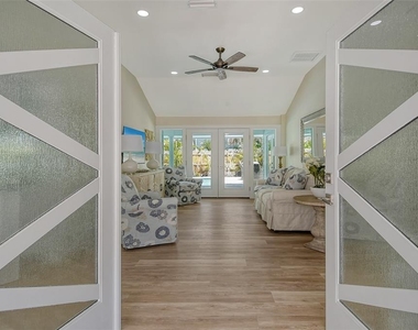 4852 Featherbed Lane - Photo Thumbnail 8