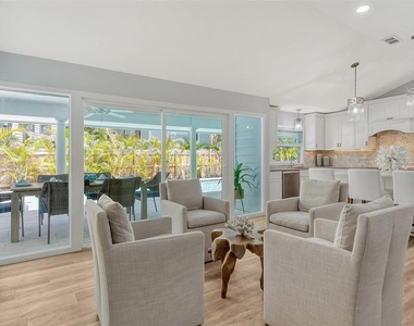 4852 Featherbed Lane - Photo Thumbnail 17