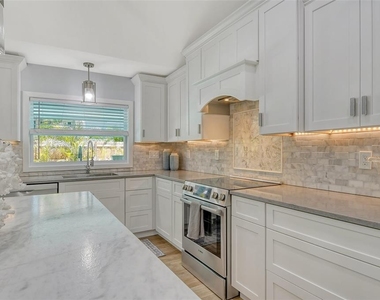 4852 Featherbed Lane - Photo Thumbnail 22