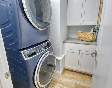 4852 Featherbed Lane - Photo Thumbnail 47