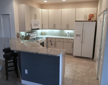 6640 7th Avenue Circle W - Photo Thumbnail 3