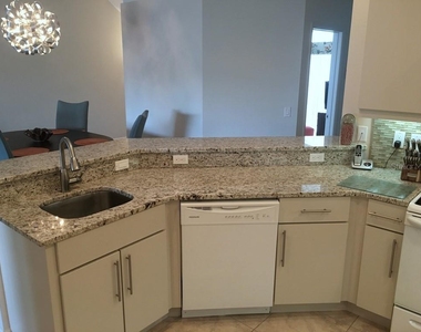 6640 7th Avenue Circle W - Photo Thumbnail 5