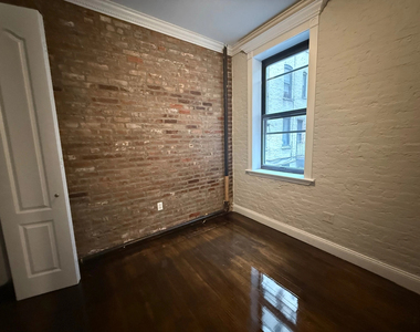  East 18th Street  - Photo Thumbnail 2