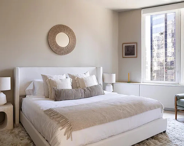 116 West 60th Street - Photo Thumbnail 5