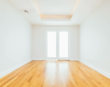 221 Himrod Street - Photo Thumbnail 4