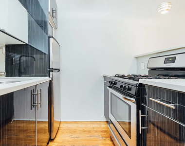 221 Himrod Street - Photo Thumbnail 7