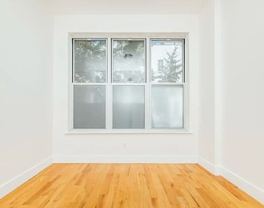 221 Himrod Street - Photo Thumbnail 2