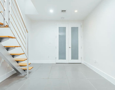 221 Himrod Street - Photo Thumbnail 9