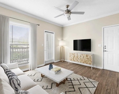 2500 Shallowford Road - Photo Thumbnail 3