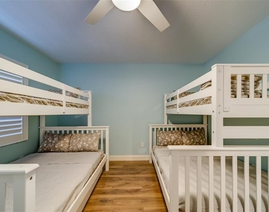 16500 Gulf Boulevard - Photo Thumbnail 37