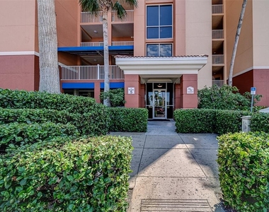 16500 Gulf Boulevard - Photo Thumbnail 3