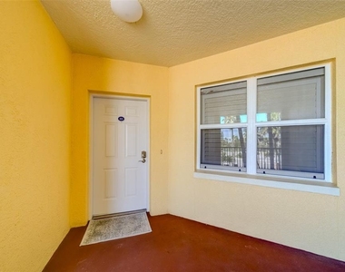 16500 Gulf Boulevard - Photo Thumbnail 4