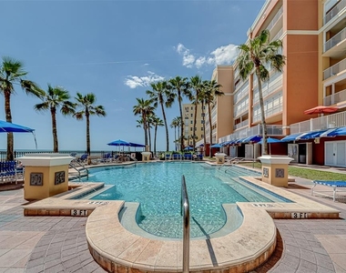 16500 Gulf Boulevard - Photo Thumbnail 2