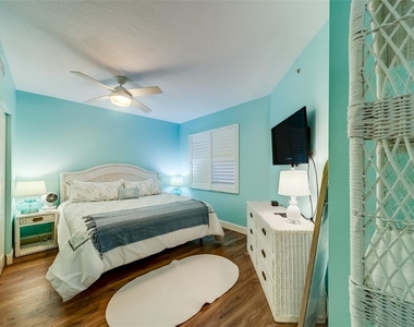 16500 Gulf Boulevard - Photo Thumbnail 30