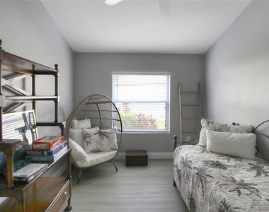 1304 Capri Isles Boulevard - Photo Thumbnail 34