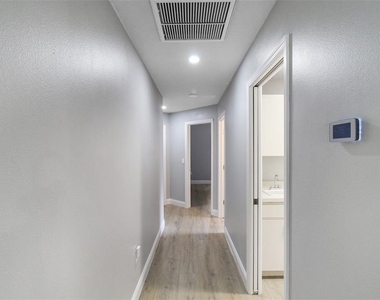 1304 Capri Isles Boulevard - Photo Thumbnail 36