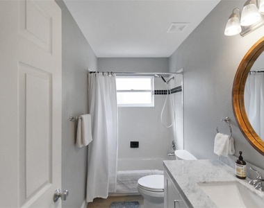 1304 Capri Isles Boulevard - Photo Thumbnail 39