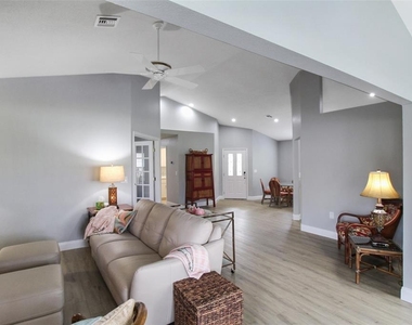 1304 Capri Isles Boulevard - Photo Thumbnail 31
