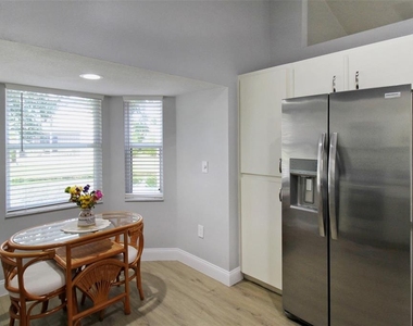 1304 Capri Isles Boulevard - Photo Thumbnail 11
