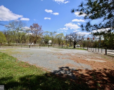 35972 Charles Town Pike - Photo Thumbnail 7