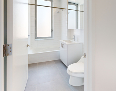 808 Columbus Avenue - Photo Thumbnail 3