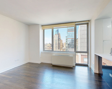 808 Columbus Avenue - Photo Thumbnail 1