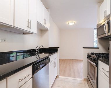 750 Columbus Ave. - Photo Thumbnail 7