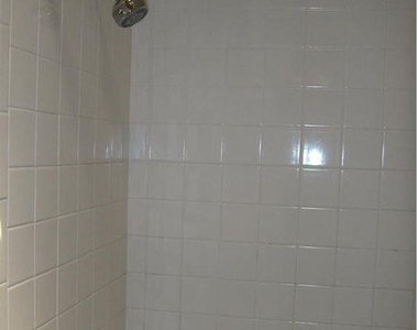 2529 Rio Grande St - Photo Thumbnail 7